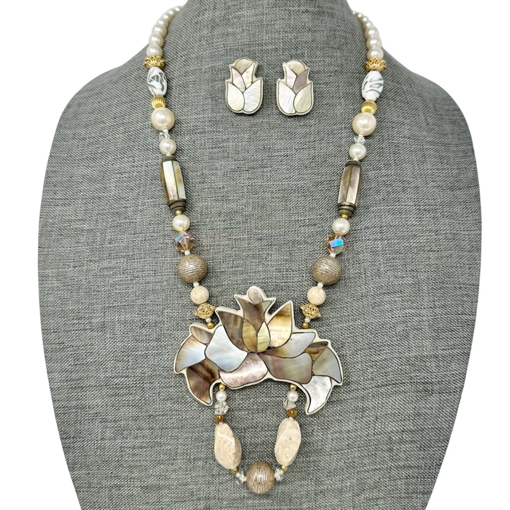 Vintage Lee Sands Lotus Flower & Mother of Pearl Necklace Earrings Set